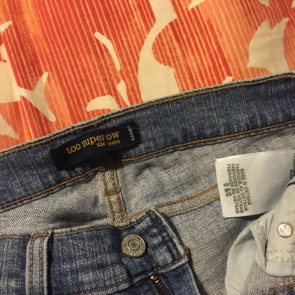 Levi Jeans. Size O - Picture 2 of 2