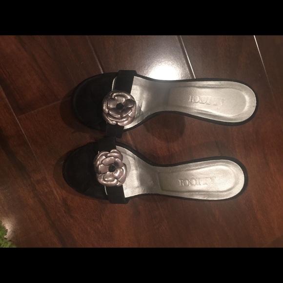 Suede sexy slippers