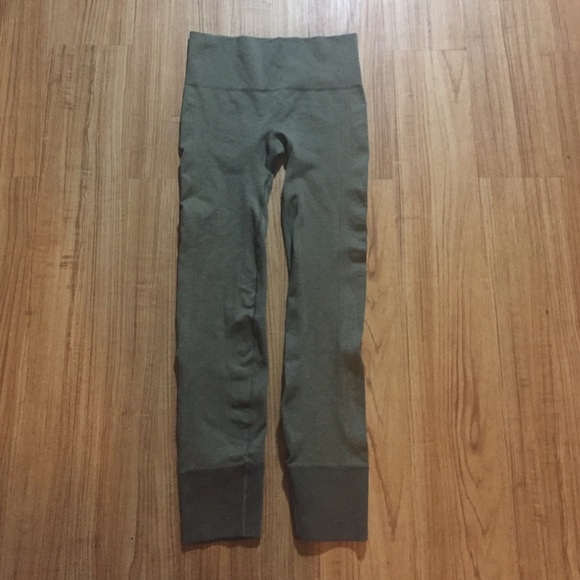 LULULEMON Ebb to Street Pants