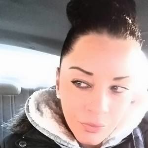 Meet your Posher, Leah