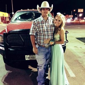 Meet your Posher, Caitlyn