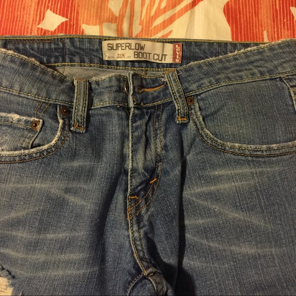 Levi jeans. - Picture 2 of 3