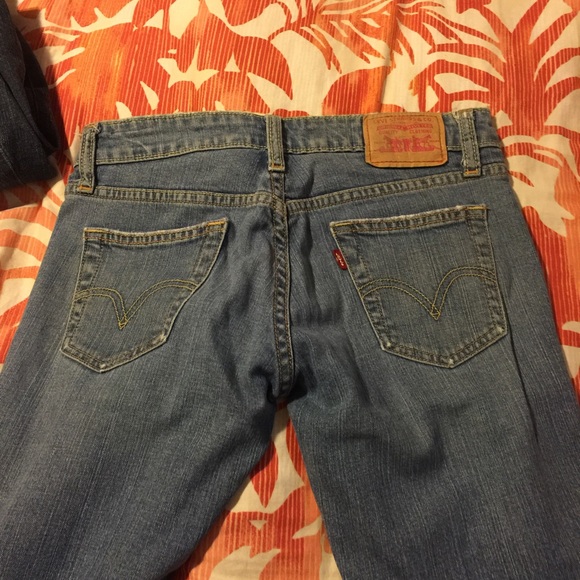 Levi jeans. - Picture 3 of 3