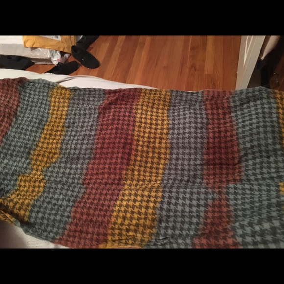 season d'Etre scarf - Picture 2 of 4