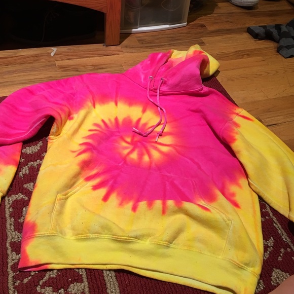 Tie dye