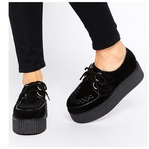 Black Creepers