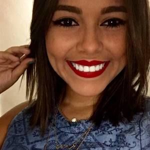 Meet your Posher, Thalia