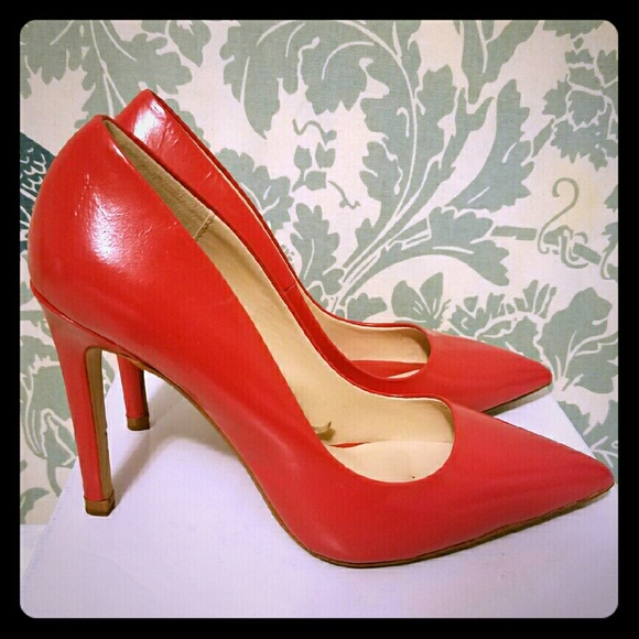 Zara leather pumps