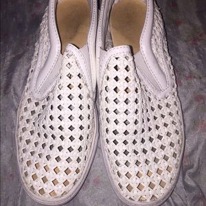 SALE 🎉 Off-White Dolce Vita Slip-ons