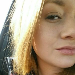 Meet your Posher, Brianna