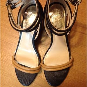 Vince Camuto Wedges