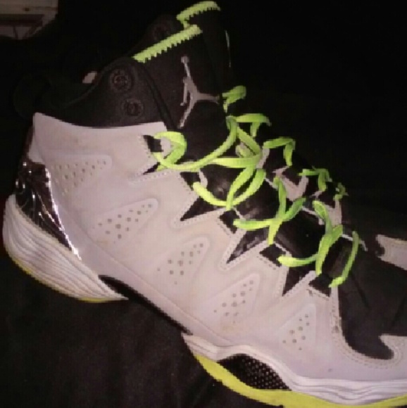 Jordan Melo 10s. Men's size 10. Like new.