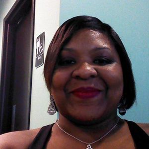 Meet your Posher, Phillis