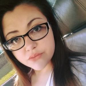 Meet your Posher, Mikayla