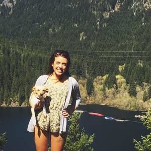 Meet your Posher, Amelia