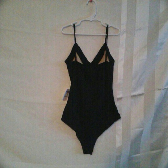 NEW Charlotte Russe Lace Bodysuit - Picture 2 of 4