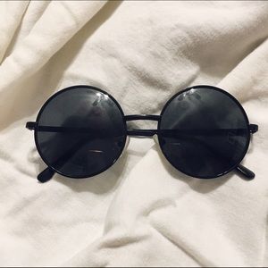 Round Retro Sunglasses