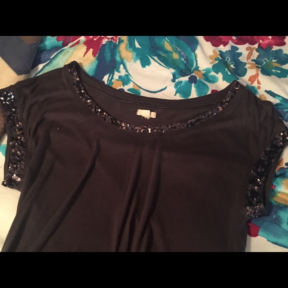 Sequined t shirt - Picture 3 of 3