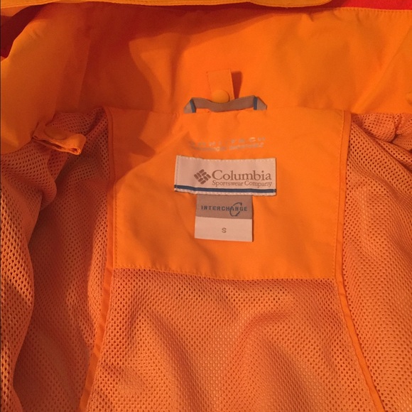 Columbia rain jacket - Picture 3 of 4