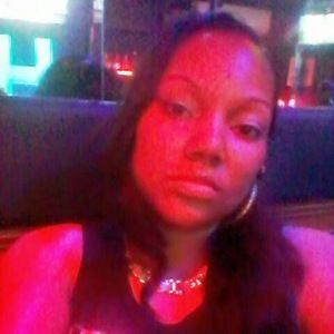 Meet your Posher, Gloria