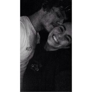 Meet your Posher, Reagan