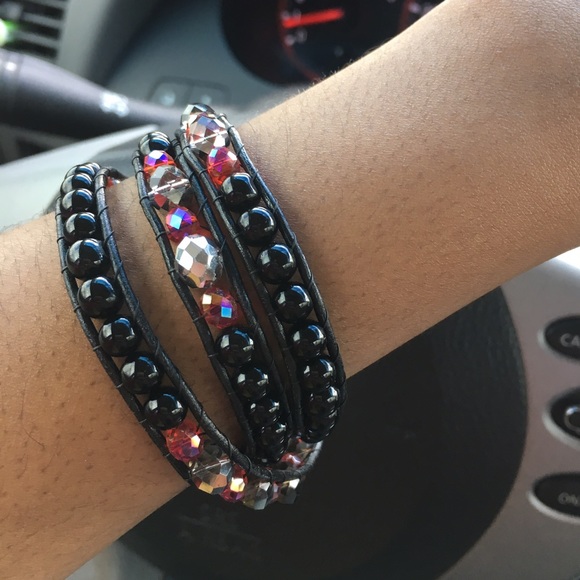 Beautiful handmade Leather wrap bracelet - Picture 2 of 3