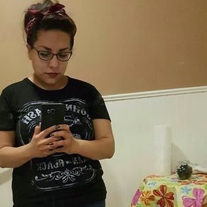 Meet your Posher, Sara