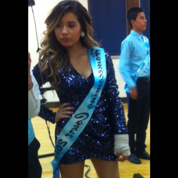 Special occasion dress - Picture 1 of 3