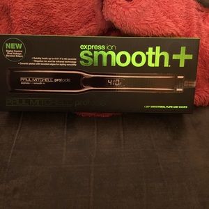 Paul Mitchell flat iron