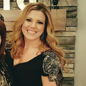 Meet your Posher, Stacy