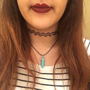 2 piece Choker and Necklace.