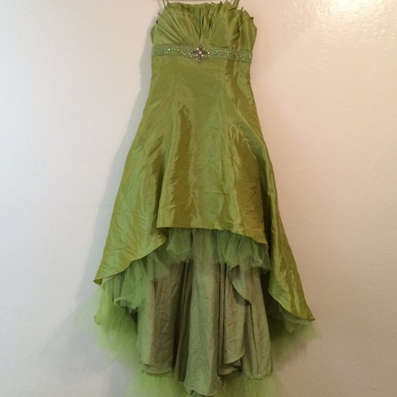Modern prom dress
