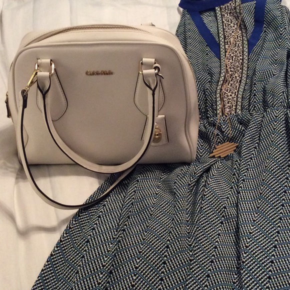 Calvin Klein Handbags - {sale}Calvin Klein Leather Purse