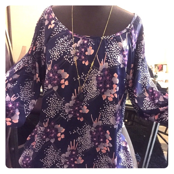 Forever 21 Peasant Style 3/4 Sleeve Blouse