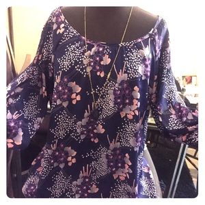 Forever 21 Peasant Style 3/4 Sleeve Blouse