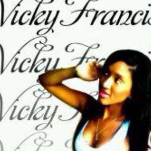 Meet your Posher, Vicky