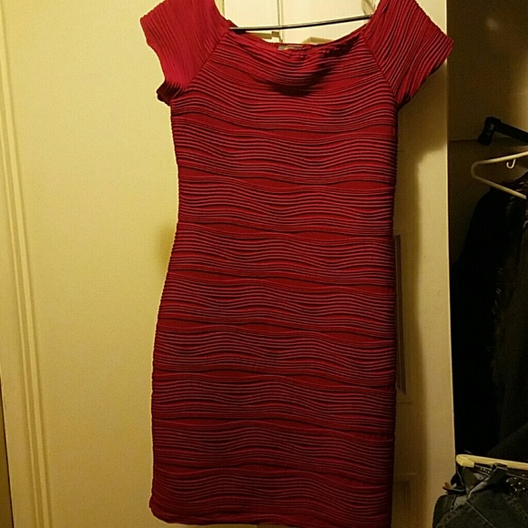 Burgundy bodycon