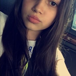 Meet your Posher, Bellicia