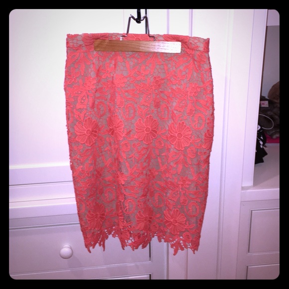Alice and Olivia skirt
