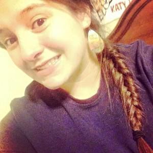 Meet your Posher, Julia