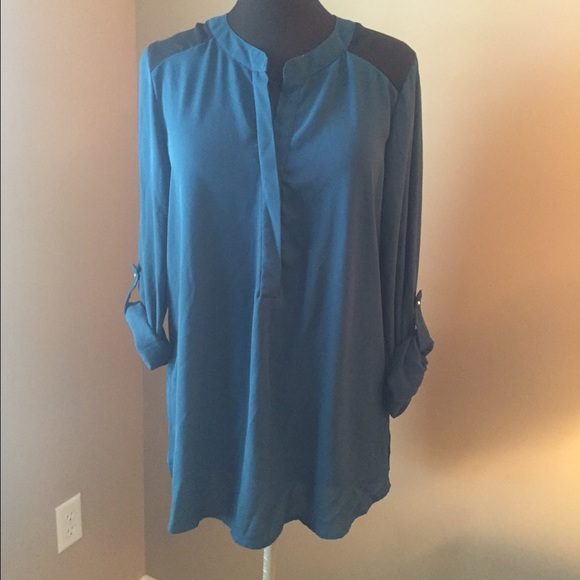Teal blue w black accent shoulder blouse