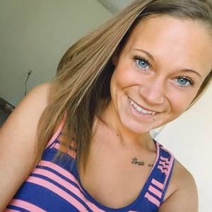 Meet your Posher, Casey