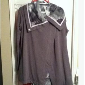 Lululemon Savasana Wrap size 6