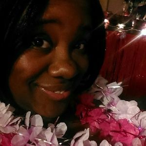 Meet your Posher, Sade