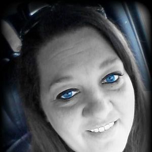 Meet your Posher, Connie