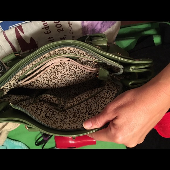 Purse - Picture 3 of 3