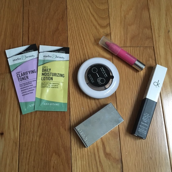MAKEUP BUNDLE