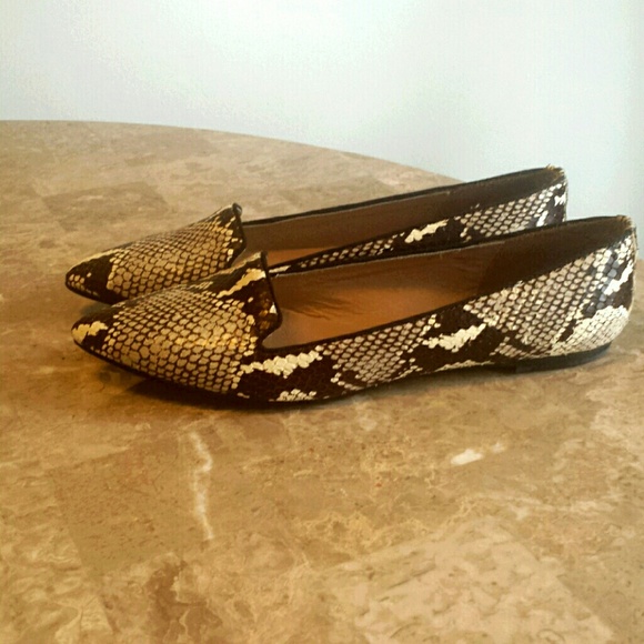 Snake print flats - Picture 1 of 3