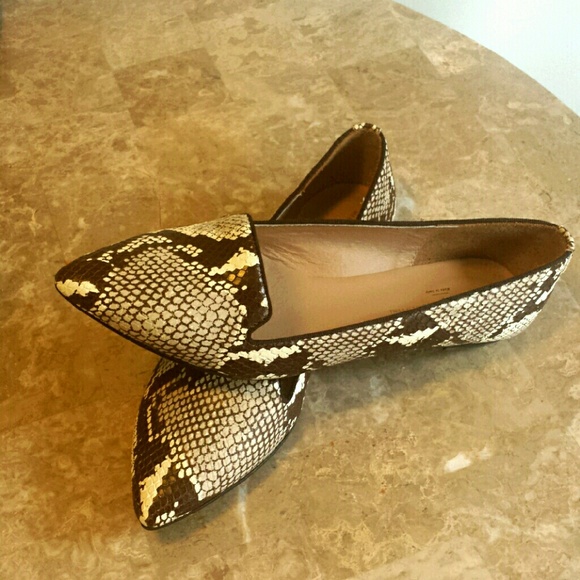 Snake print flats - Picture 2 of 3