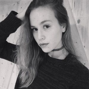 Meet your Posher, Mikayla